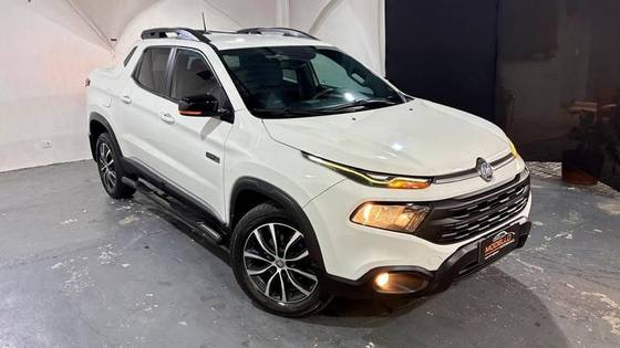 FIAT TORO 2.0 16V TURBO DIESEL ULTRA 4WD AT9